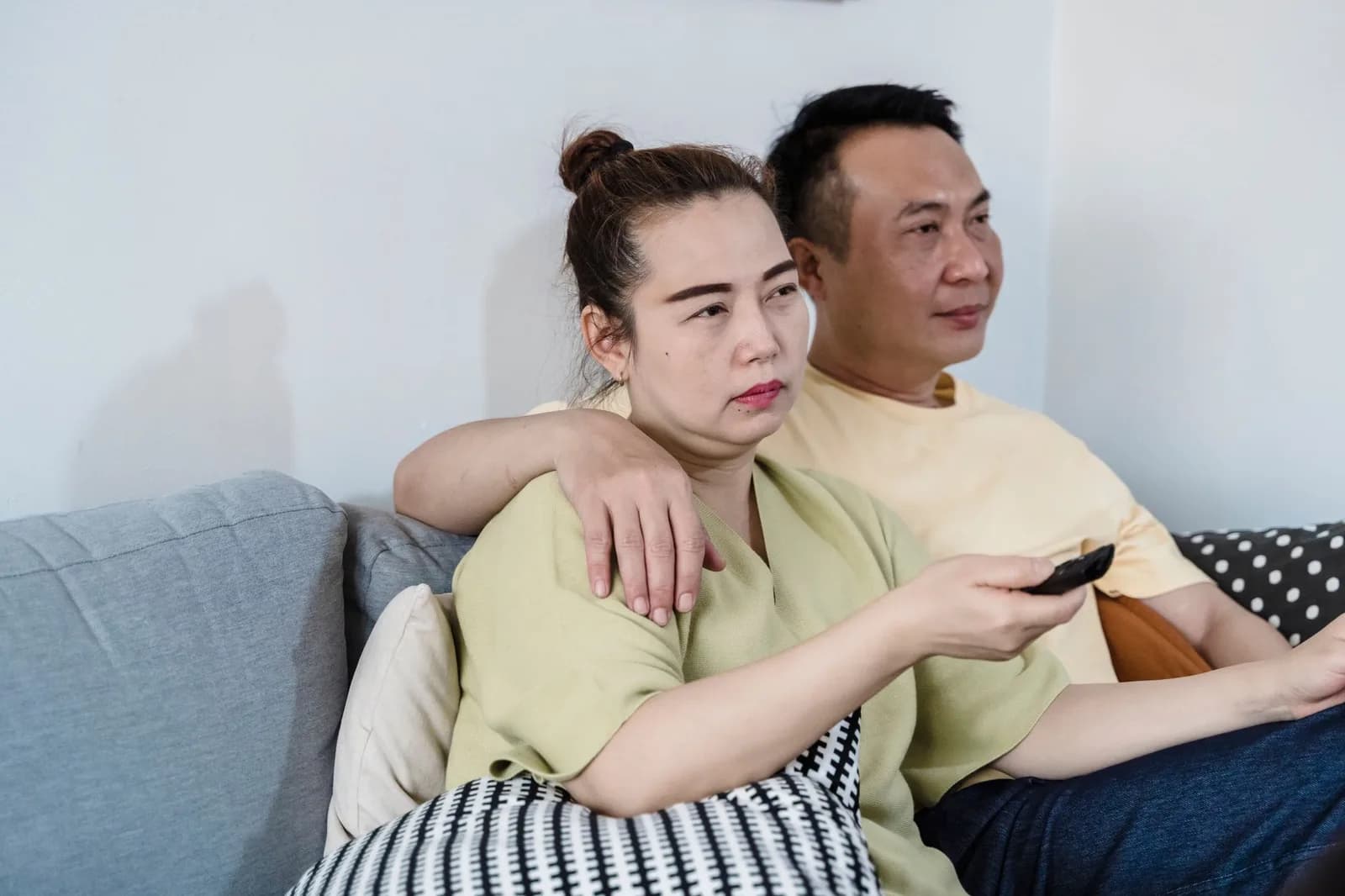 Ngôn ngữ xin lỗi khác ngôn ngữ tình yêu như thế nào khi cặp đôi làm hòa