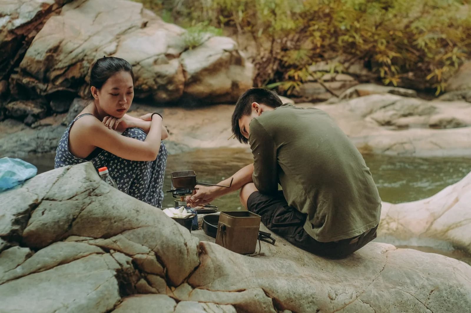 Lịch trình 2 ngày cho chuyến đi đầu tiên của hai cặp đôi