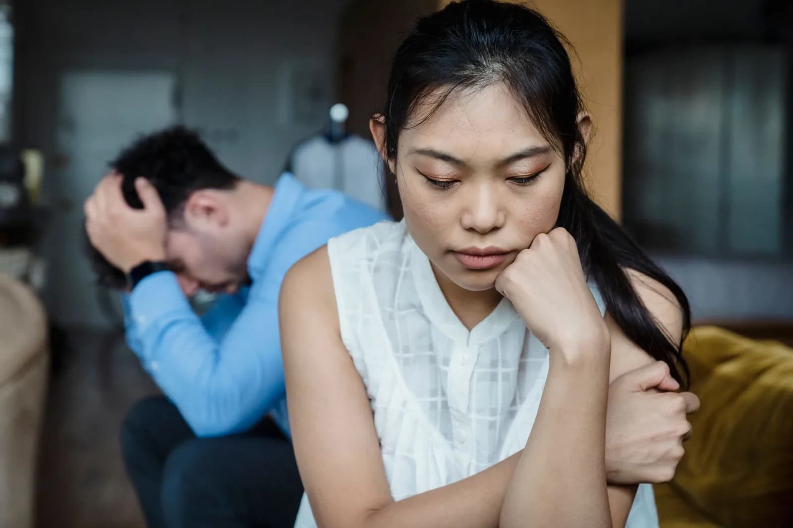 Khi nào sự vô tâm của người yêu trở thành bỏ bê cảm xúc