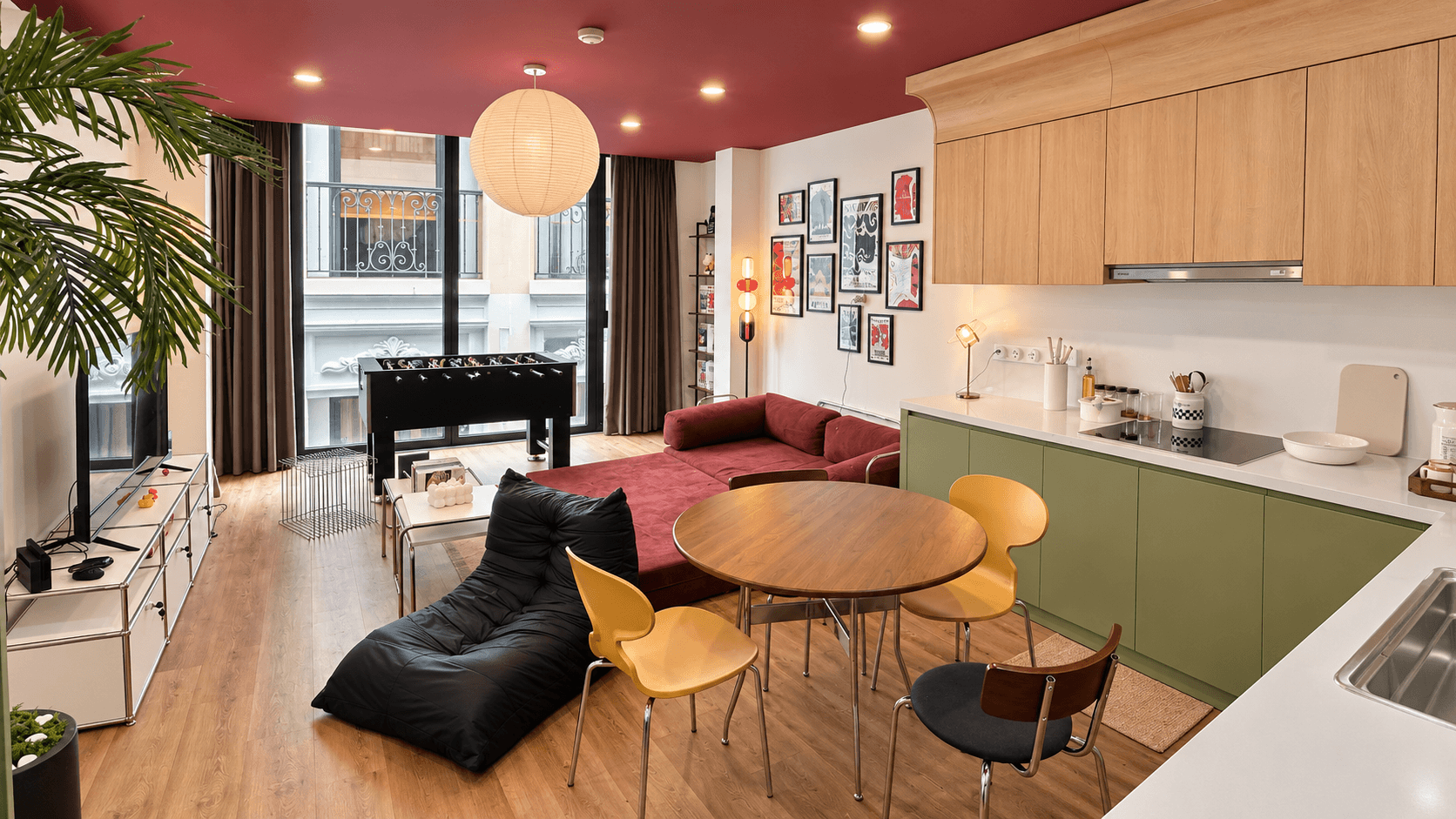 601 Arcade Group Room - 4