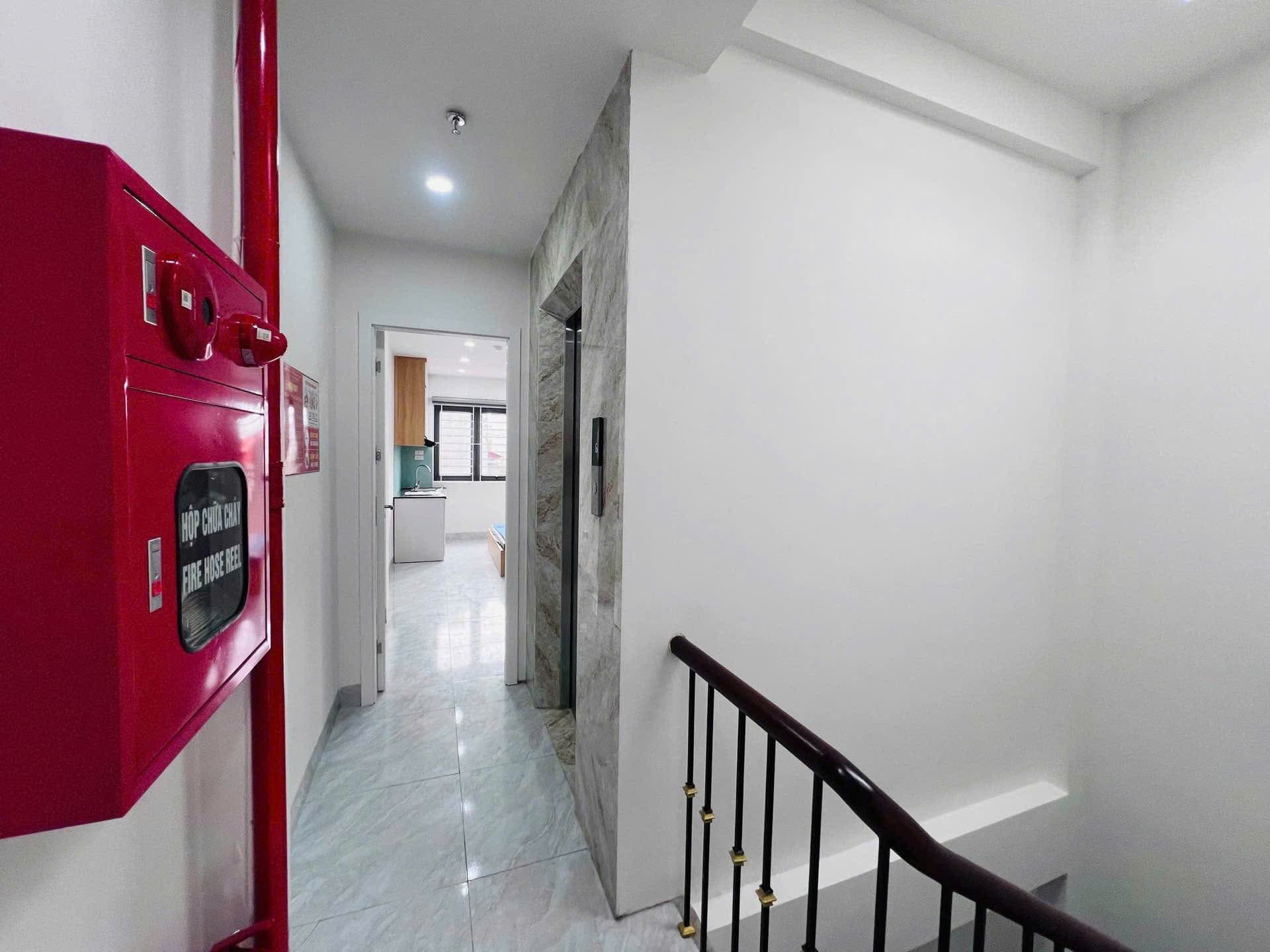 Neighbor House - 15