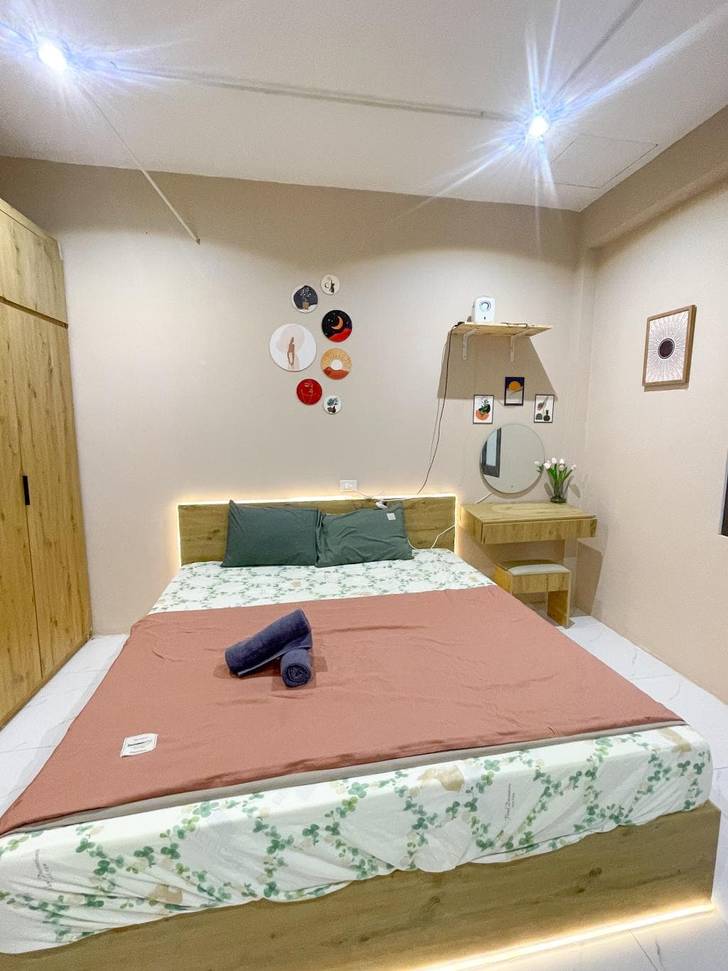 Haven House - 501QN - 2