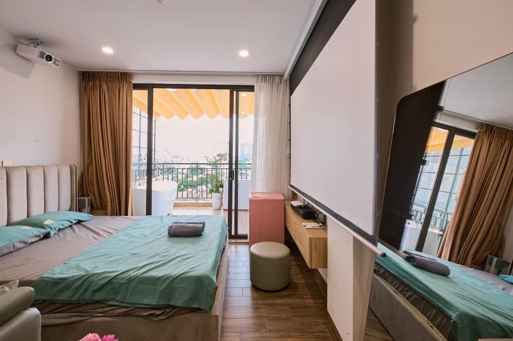 Bee Filmstay - 802TH - 11