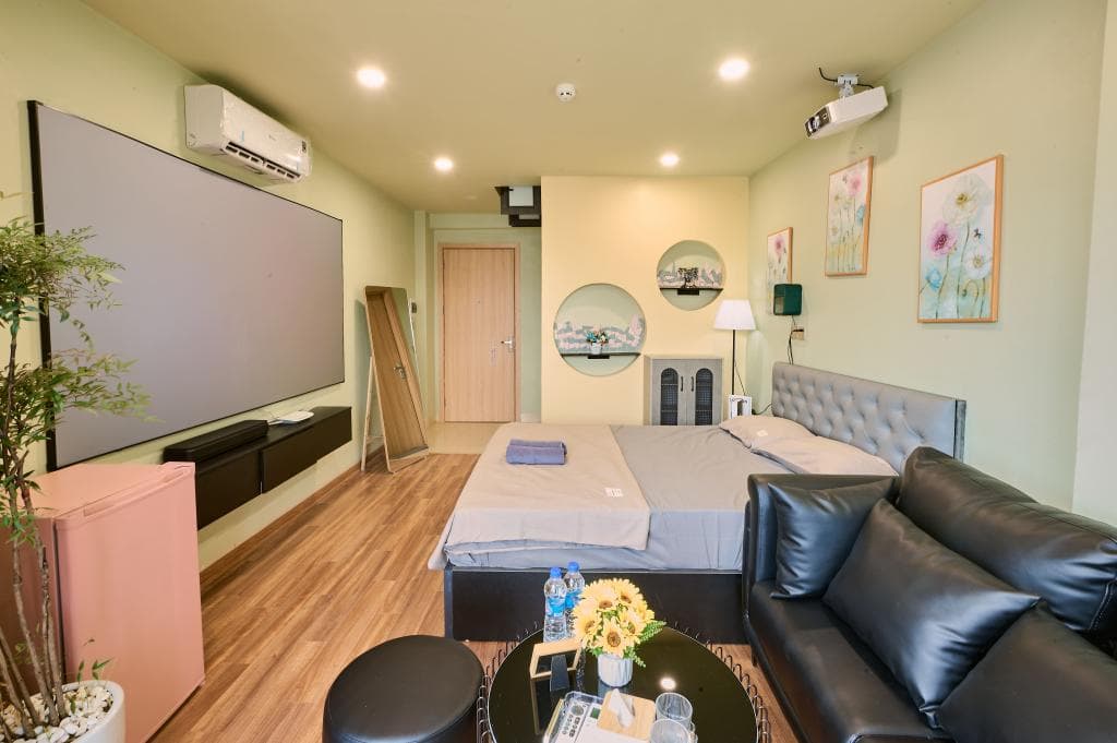 Bee Filmstay - 701TH - 8