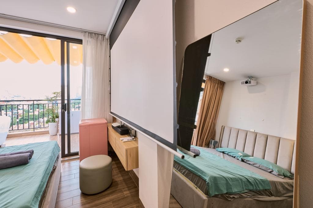 Bee Filmstay - 802TH - 10