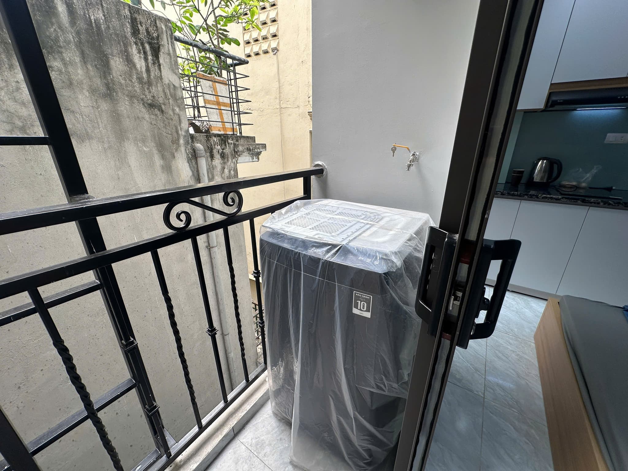 Neighbor House - 21