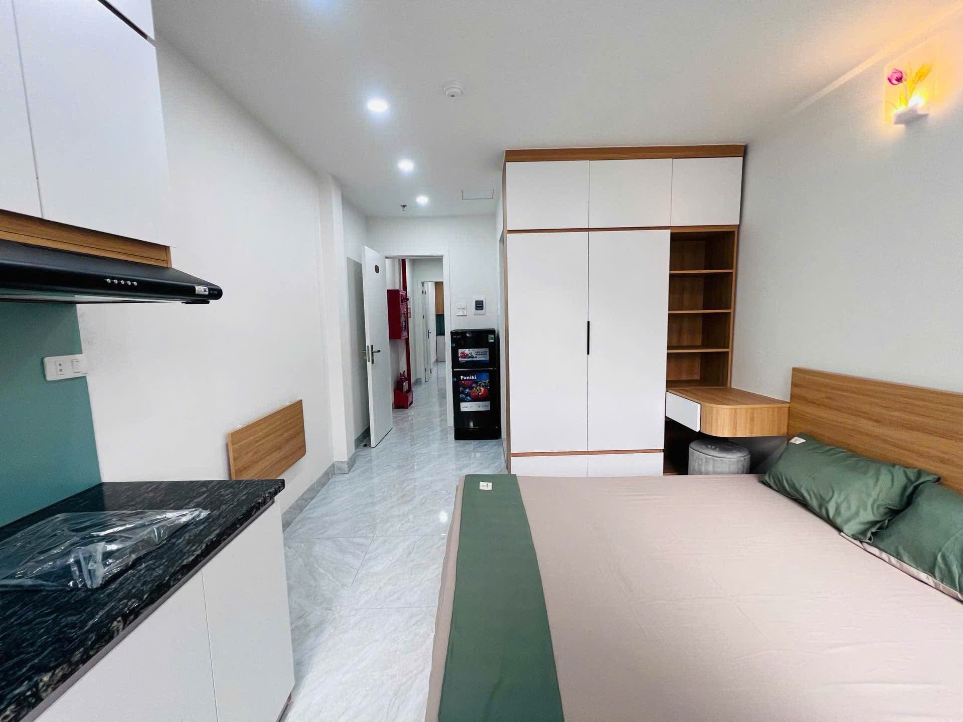 Neighbor House - 12