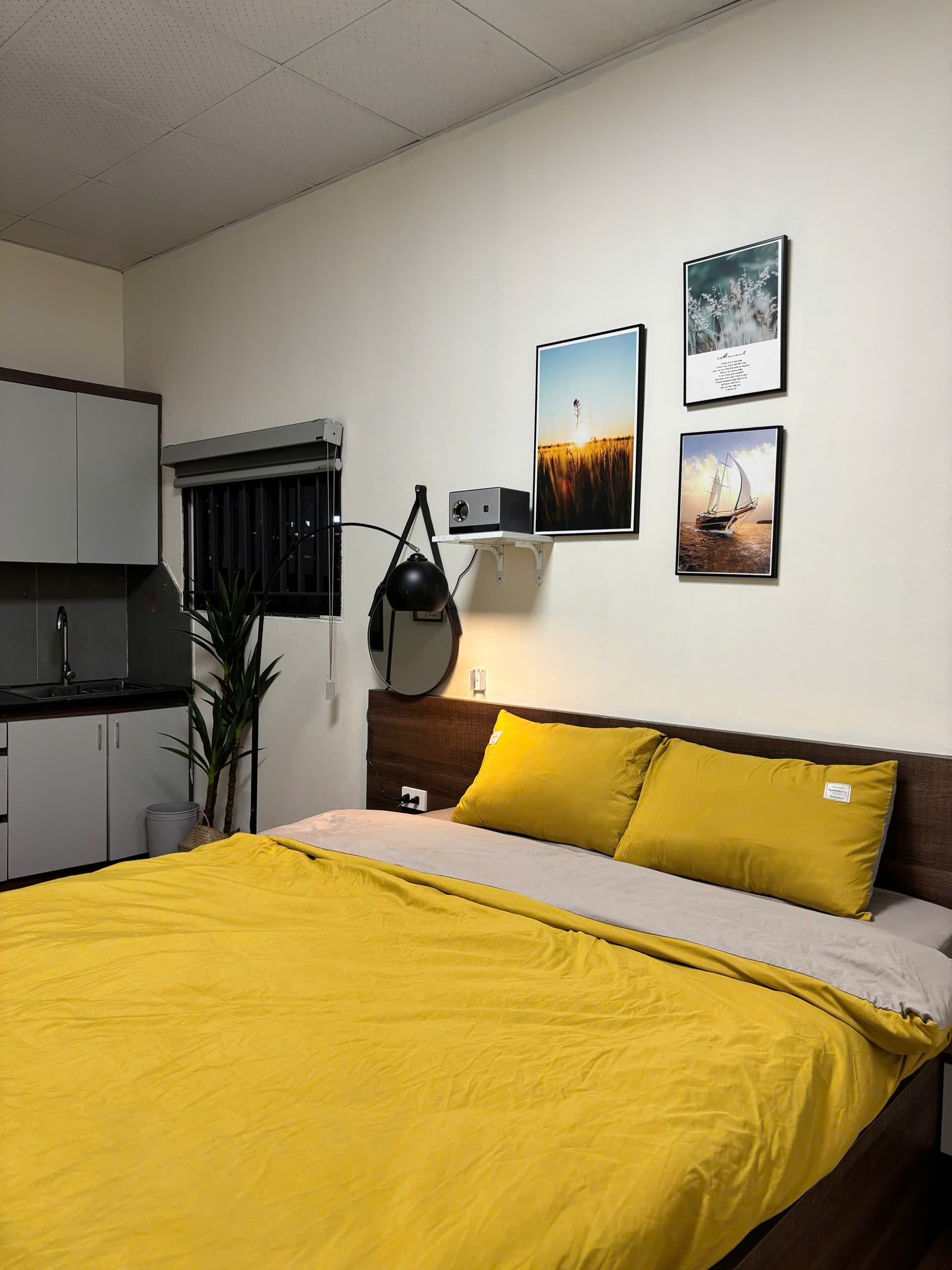 701NK | Business Home - 12