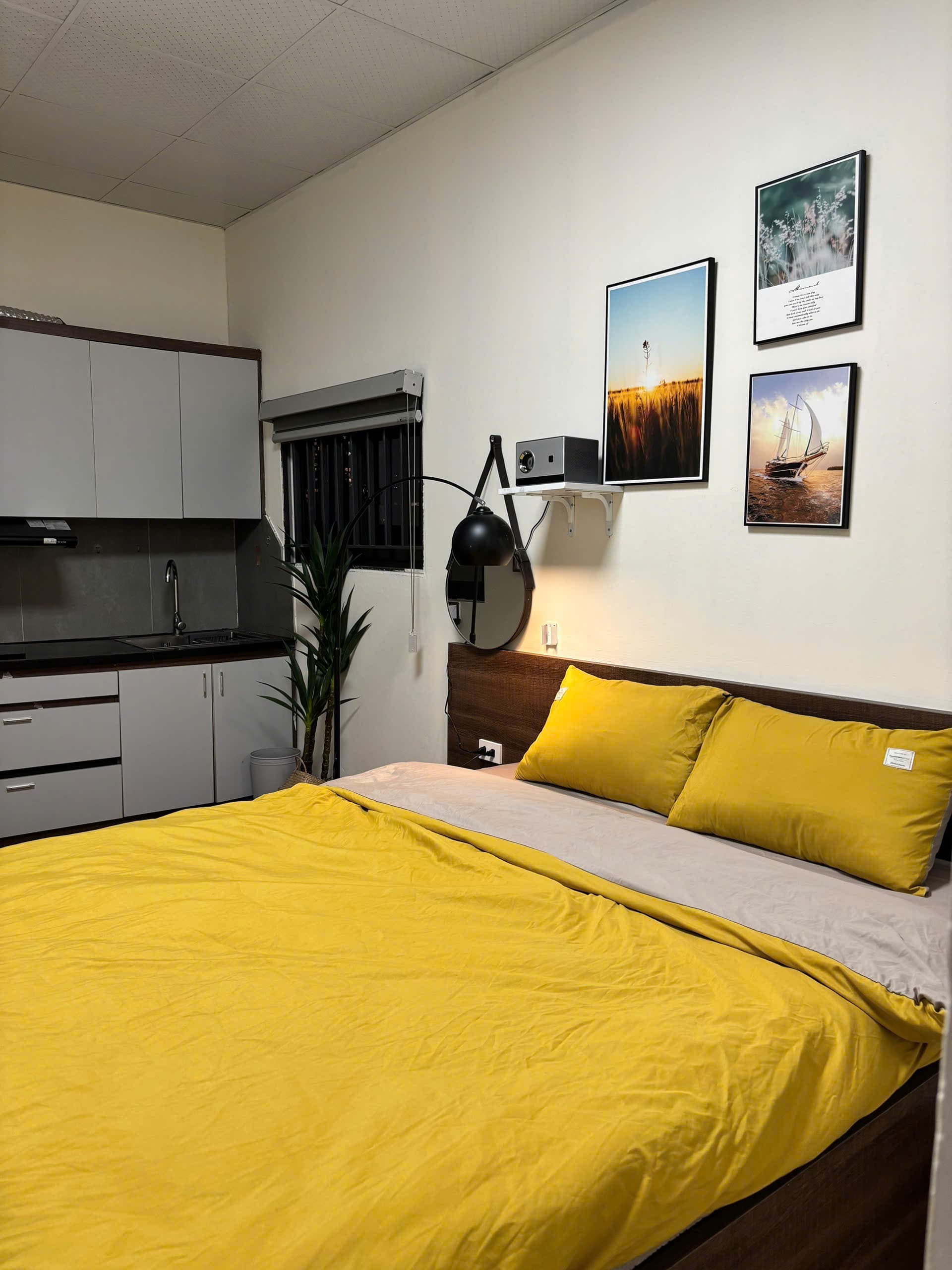 701NK | Business Home - 9