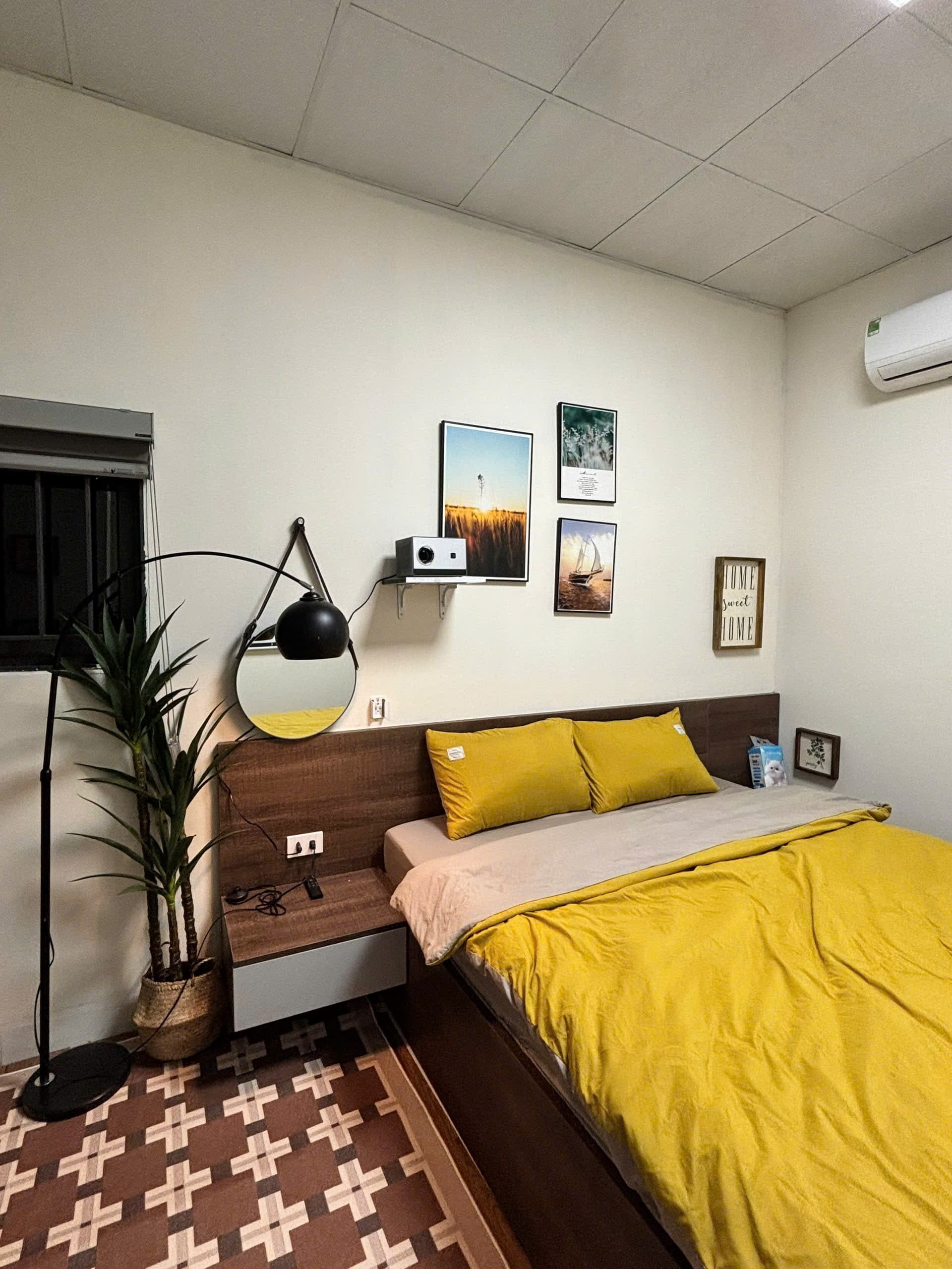701NK | Business Home