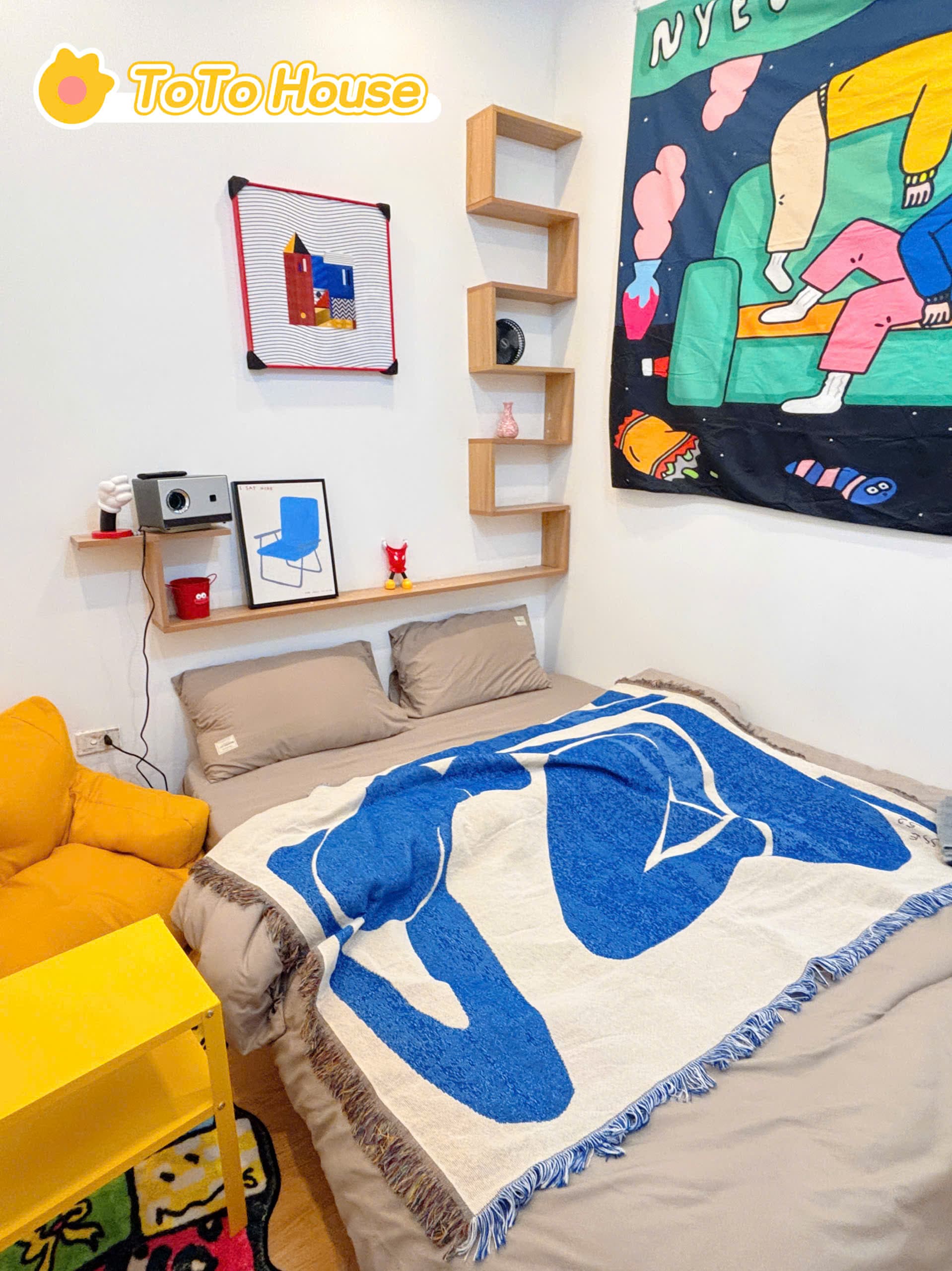 503 QH | Toto House