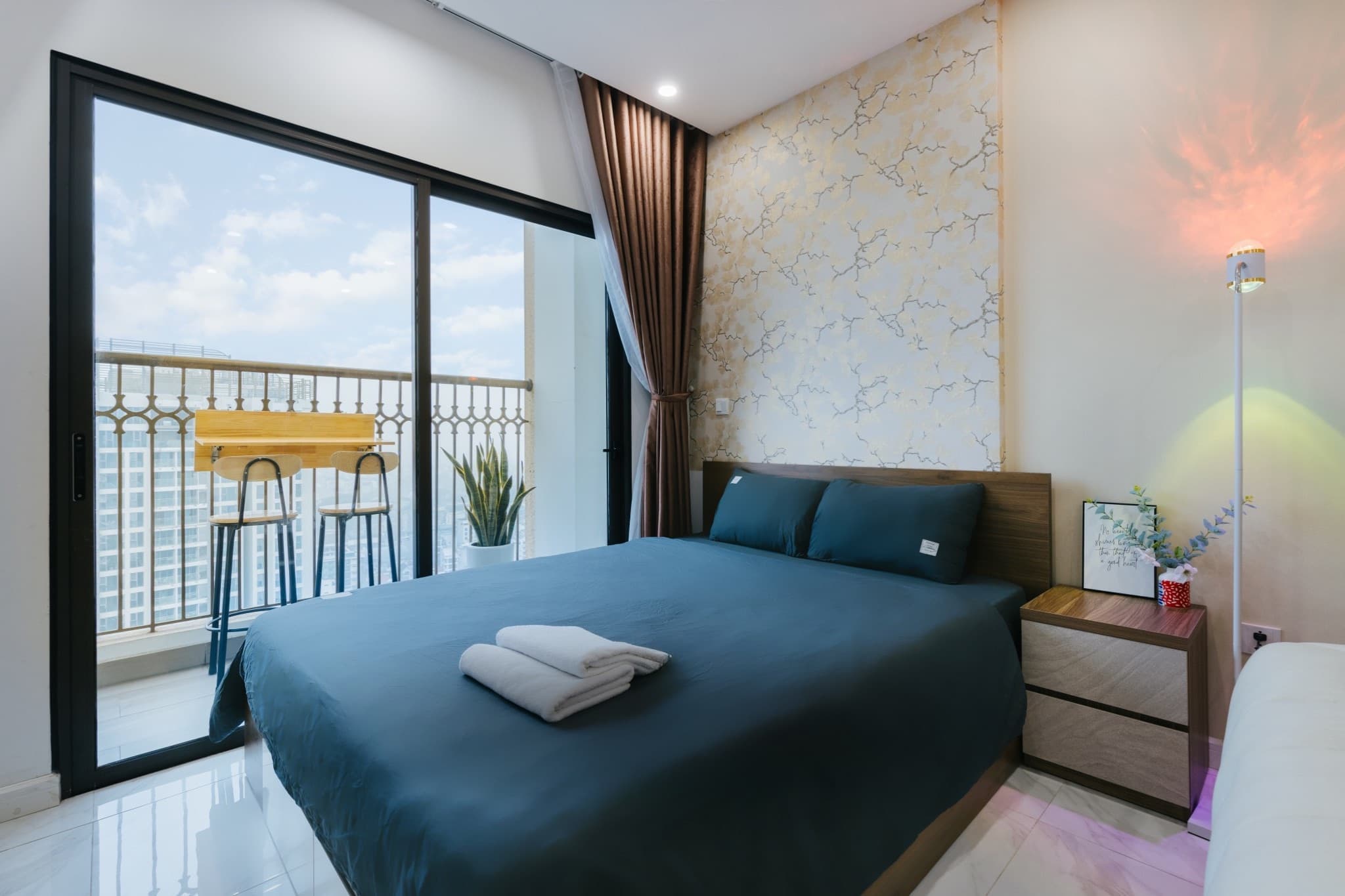 Hikari 2301 - 9