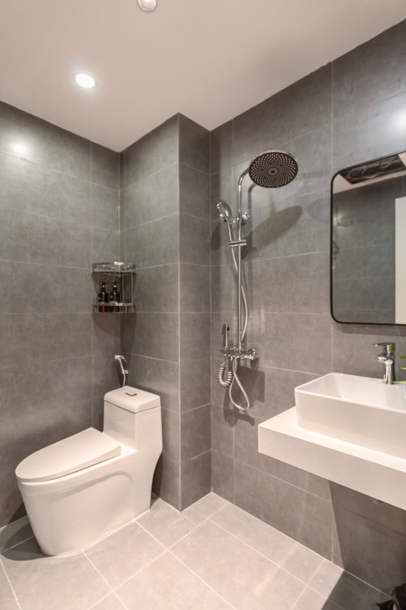 Red Room 502DVH - 10