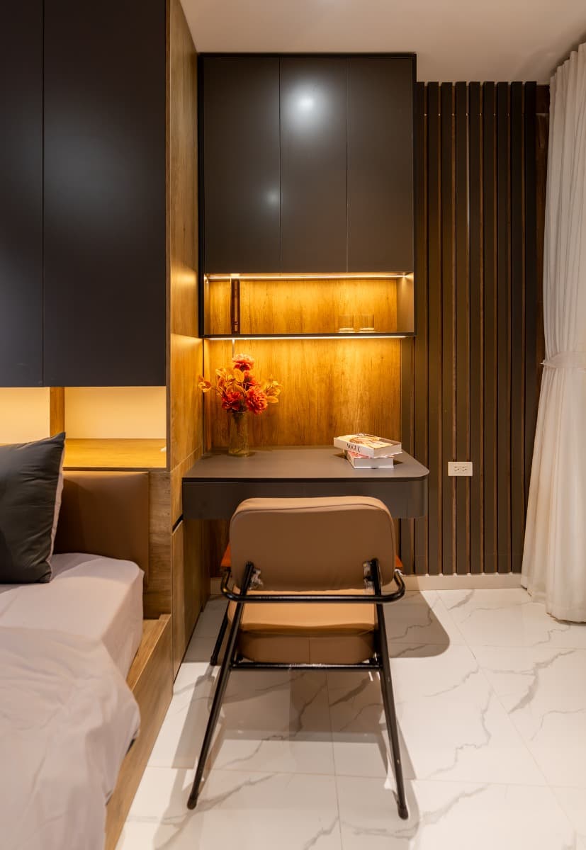 Pandora Room 604DVH - 26