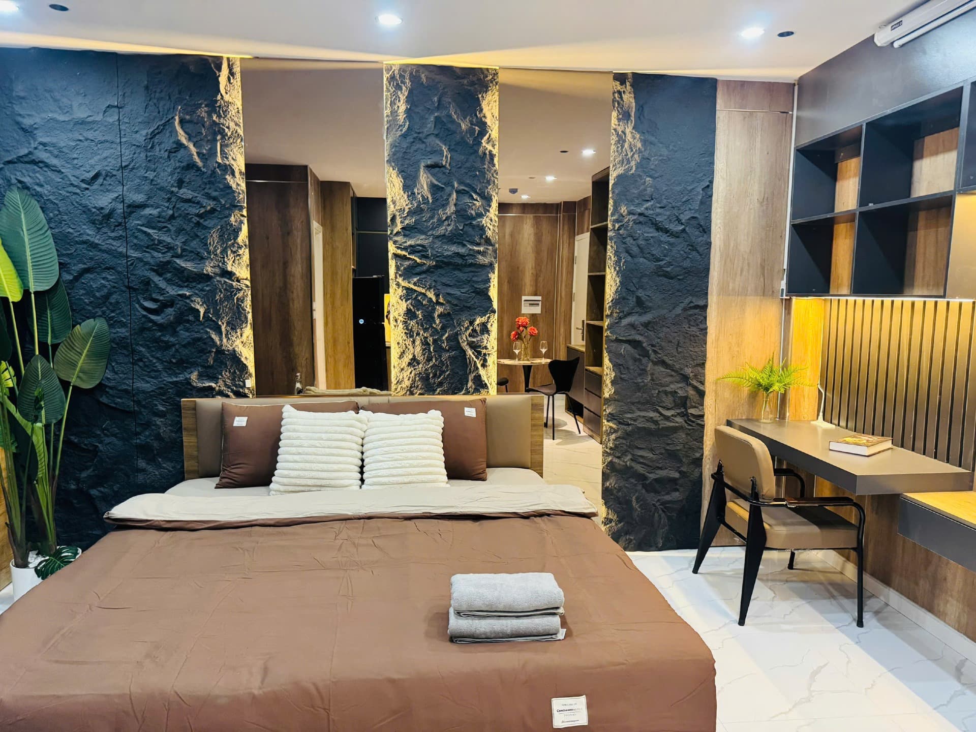 Rose Gold 3 DVH601 - 3